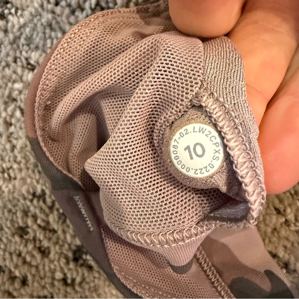 Lululemon Free to Be Serene Bra *Light Support C/D Cup - Picture 6 of 8